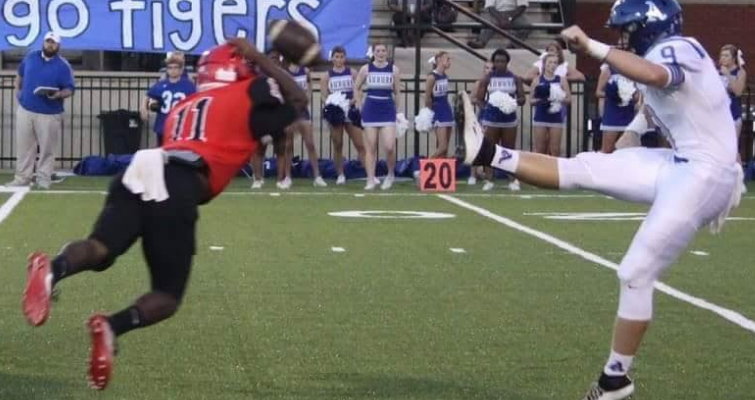 Jamaar Spivey ’18, 5’10”, 175lb, RB, 4.49,1096yds Central High School, Phenix City, Alabama